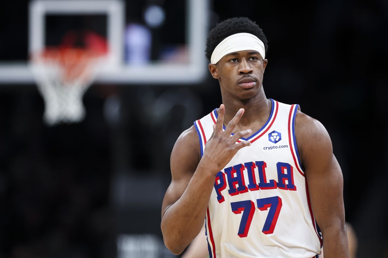 Новичок отгрузил «Бостону» 30 очков