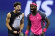 Шелтон одолел Тиафо в полуфинале US Open! А Зверев переиграл Хачанова. Как это было