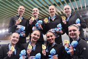 Россияне взяли первое золото на ЧЕ-2026! Ради победы синхронистки пошли на большой риск