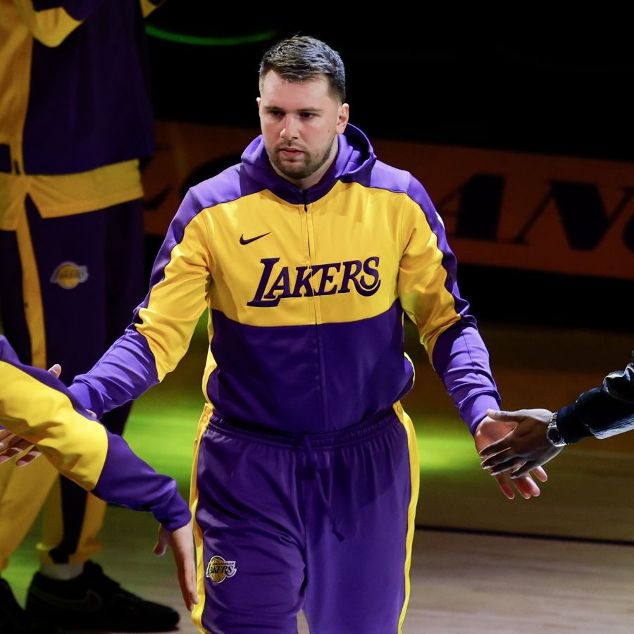 Орыс порносы: Музыка мұғалімін былғады Орыс порносы: Асүйдегі жетілген әйел