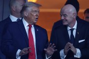 «Да, это я попросил». Новые слова Трампа об отмене карточки США — стыд и позор