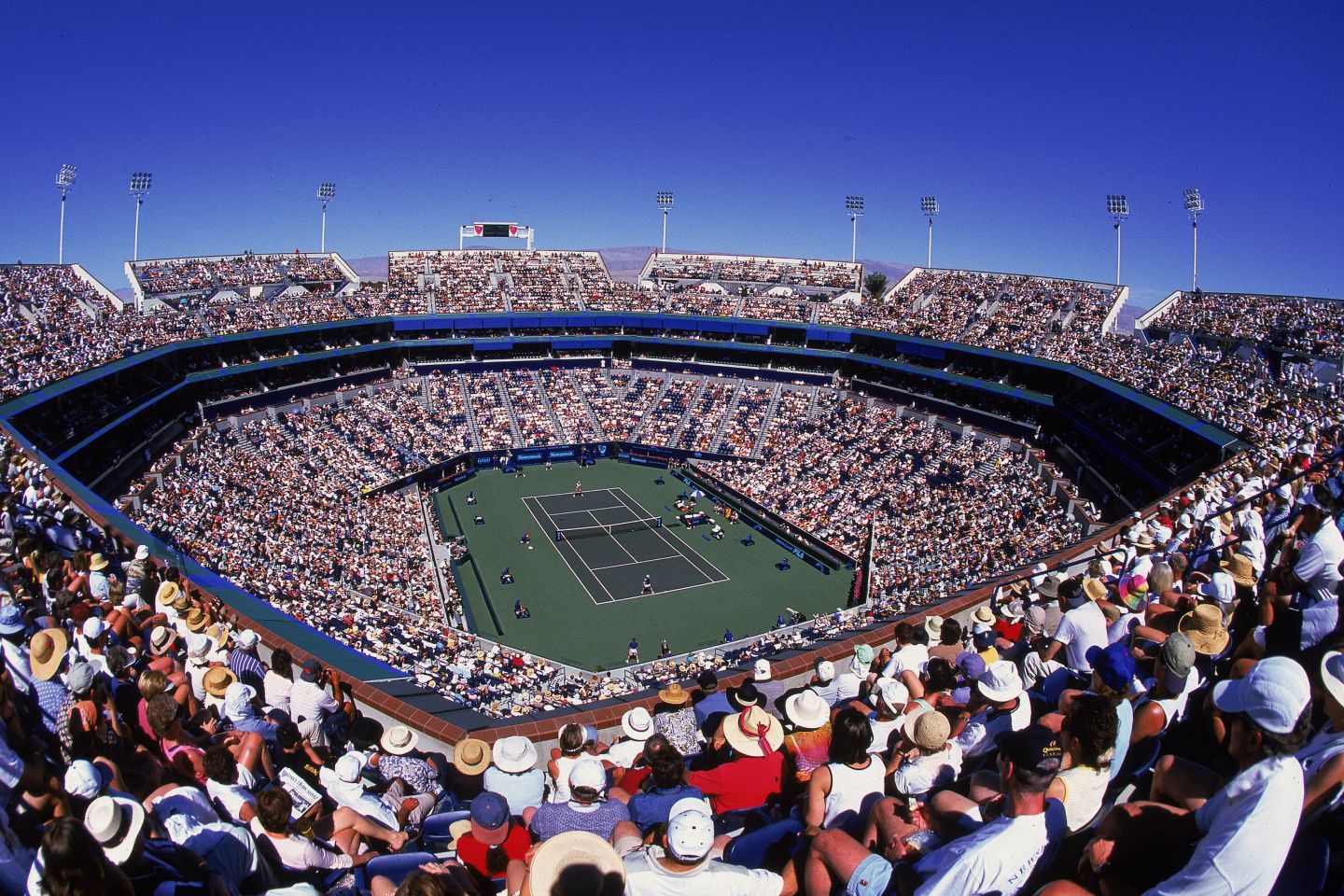 Индиан-Уэллс, 2000 год