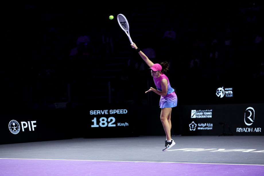 Иге Швёнтек понравилось играть при почти пустых трибунах