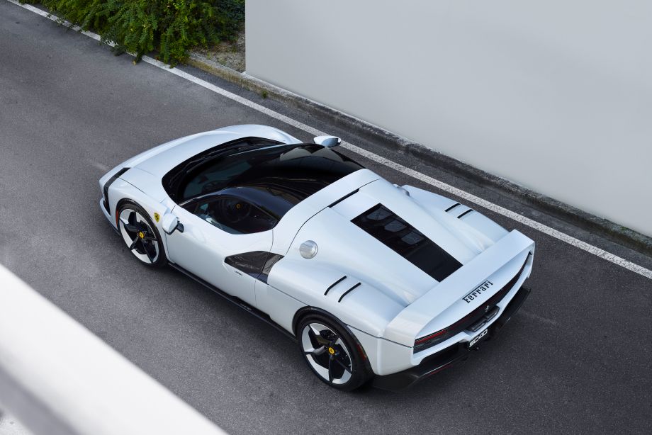 Ferrari SC40 — вид сверху