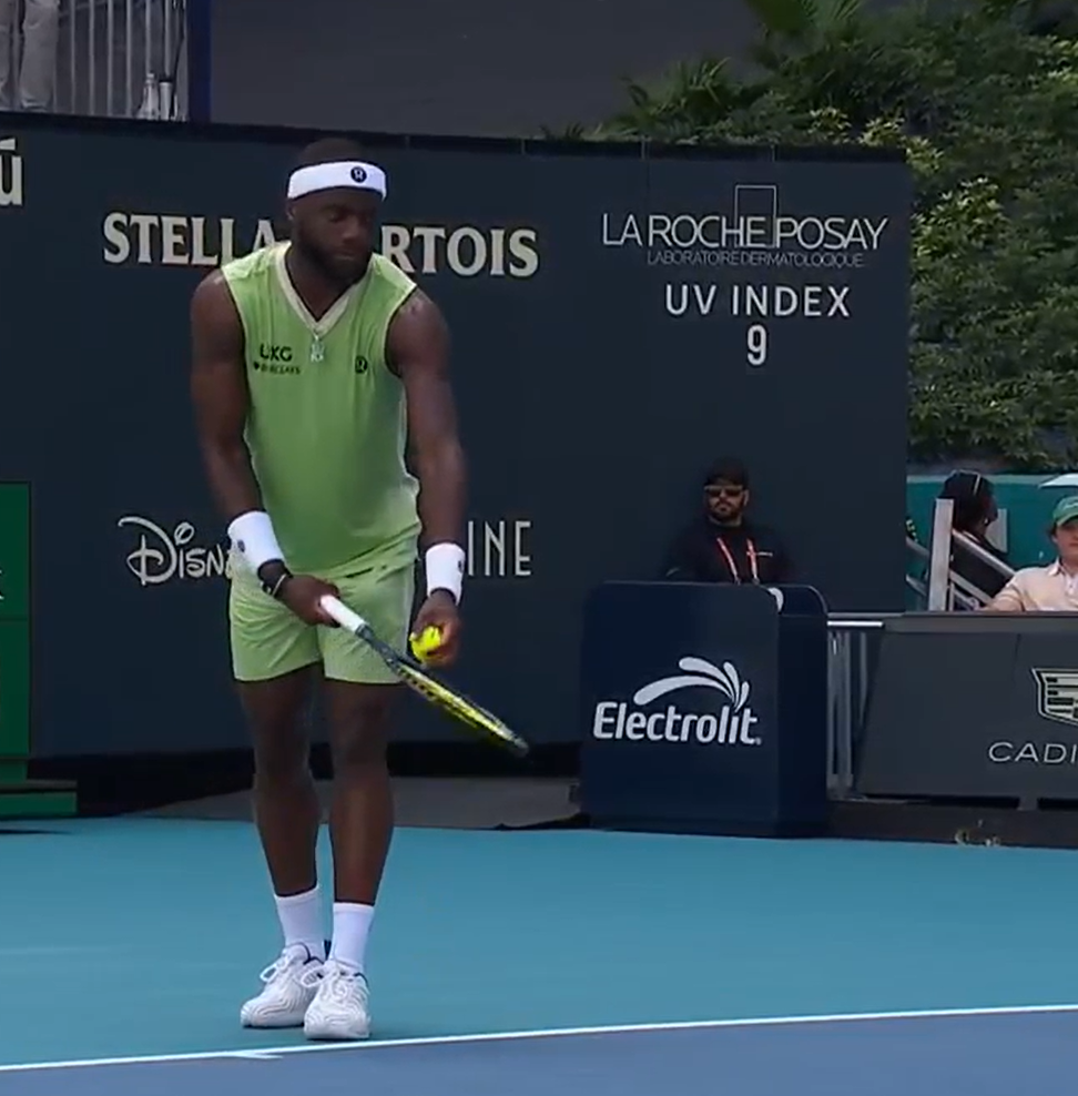 Фрэнсис Тиафо