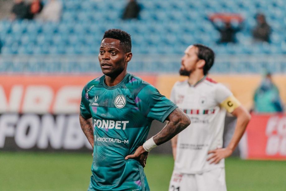 Мавис Чибота