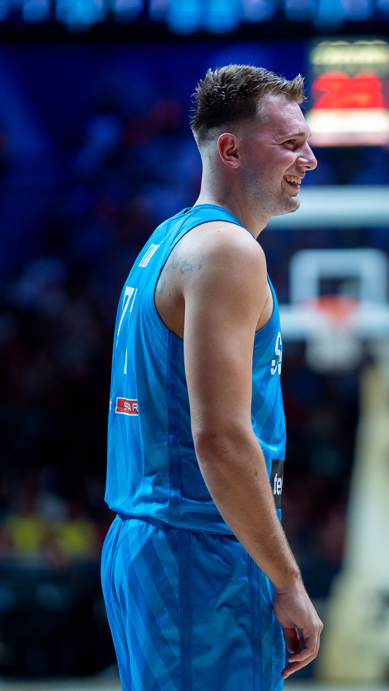 Лука Дончич в составе сборной Словении активно продолжает подготовку к предстоящему чемпионату мира — 2023 по баскетболу.