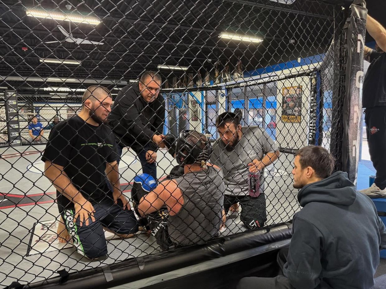 Тренировка Ислама Махачева