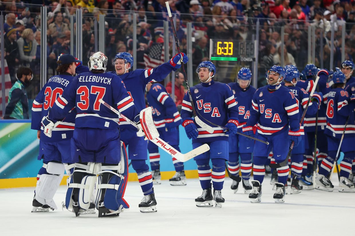 Американцы отмечают выход в полуфинал