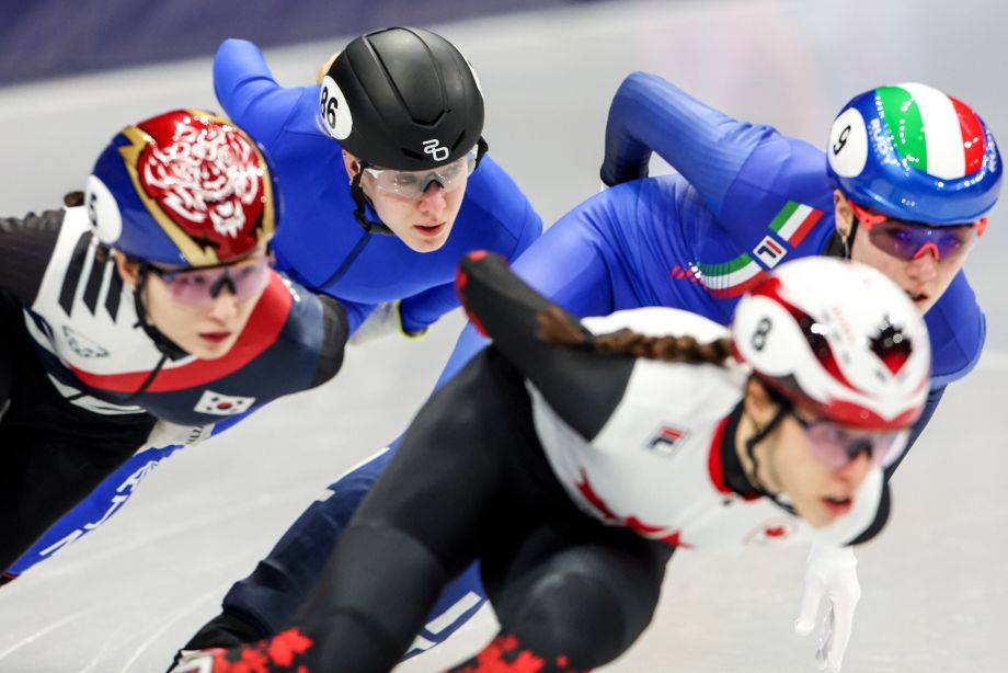 Алёна Крылова с соперницами на дистанции