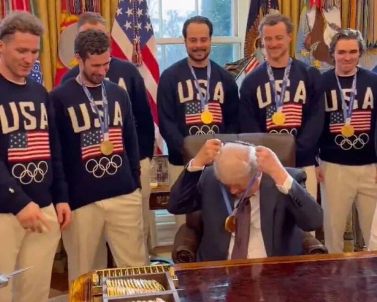 Трамп и сборная США по хоккею