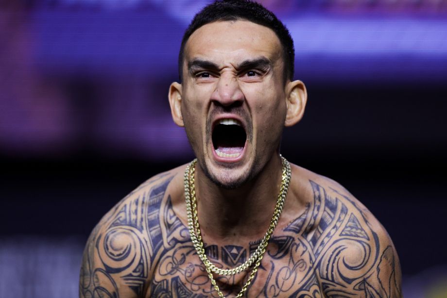 Макс Холлоуэй