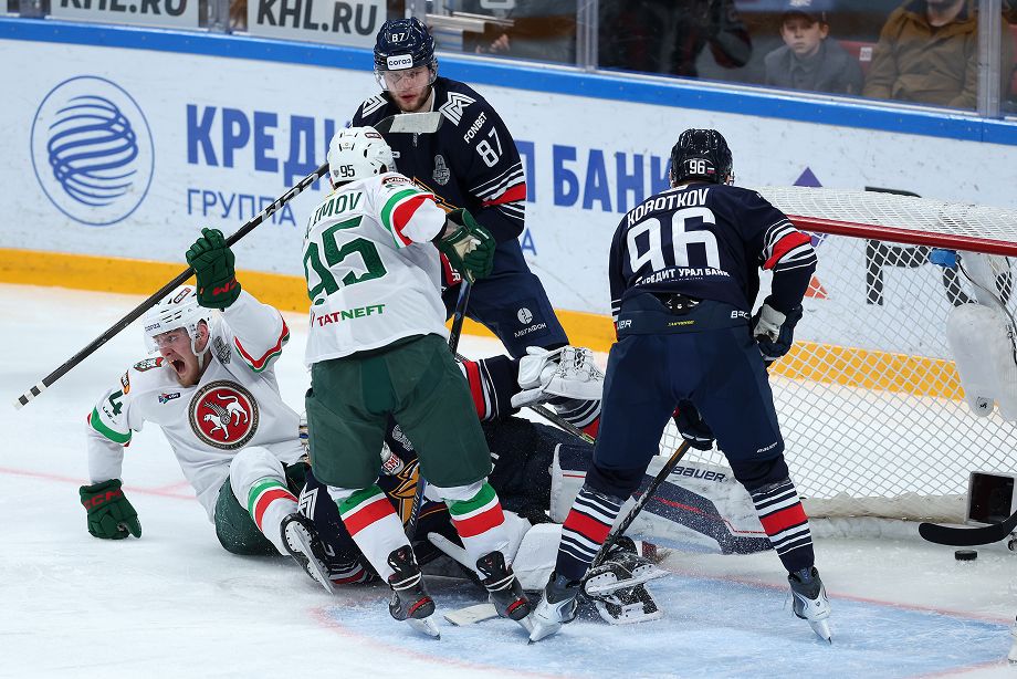 Гол в ворота «Металлурга»