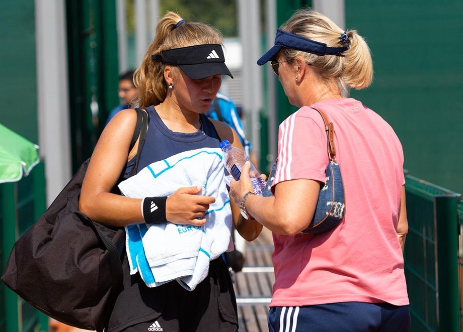 Софья Лансере и Евгения Манюкова