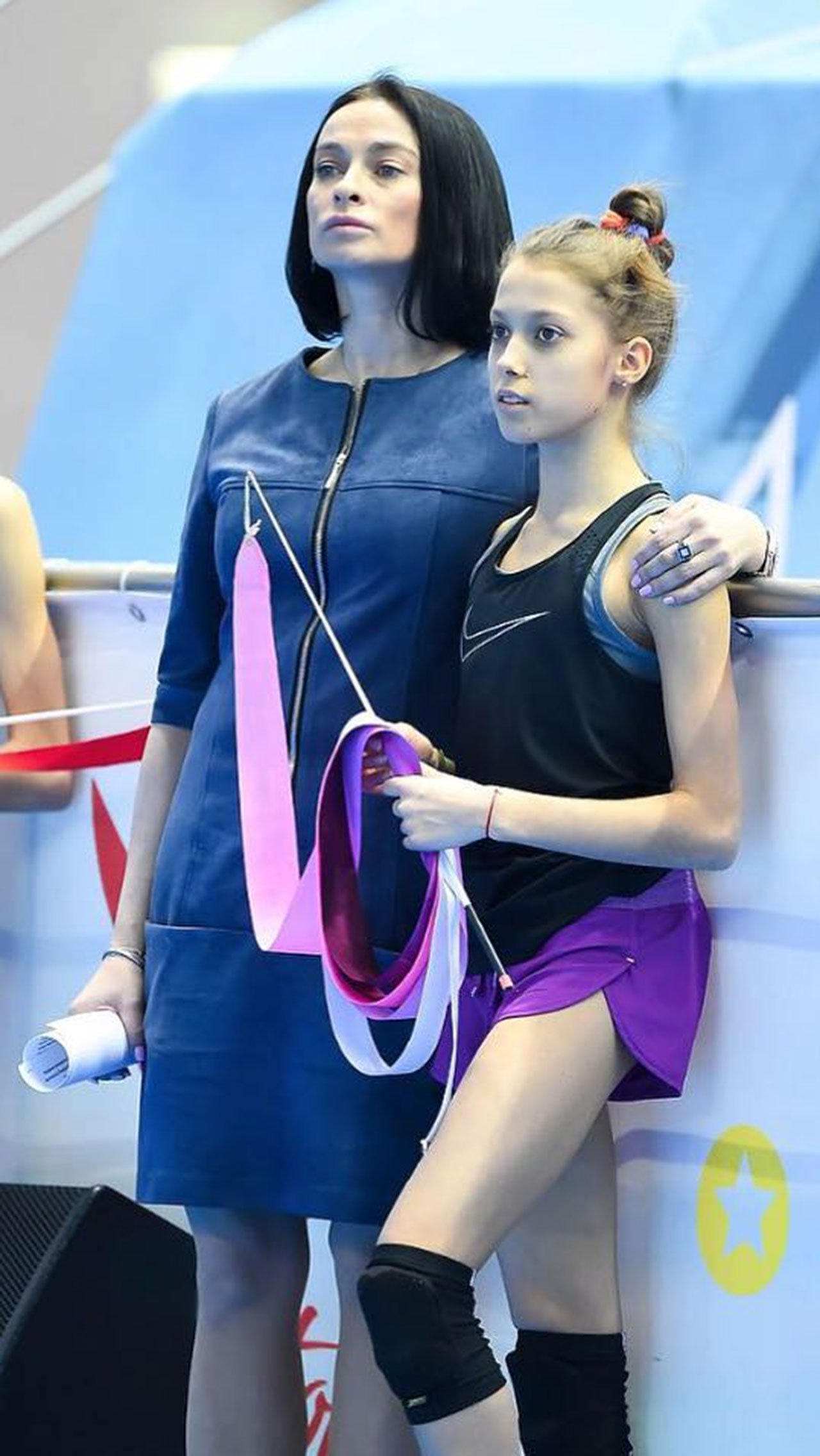 В 2012 году Барсукова открыла свою школу художественной гимнастики. Сейчас Юлия в разводе и о своей личной жизни не распространяется.