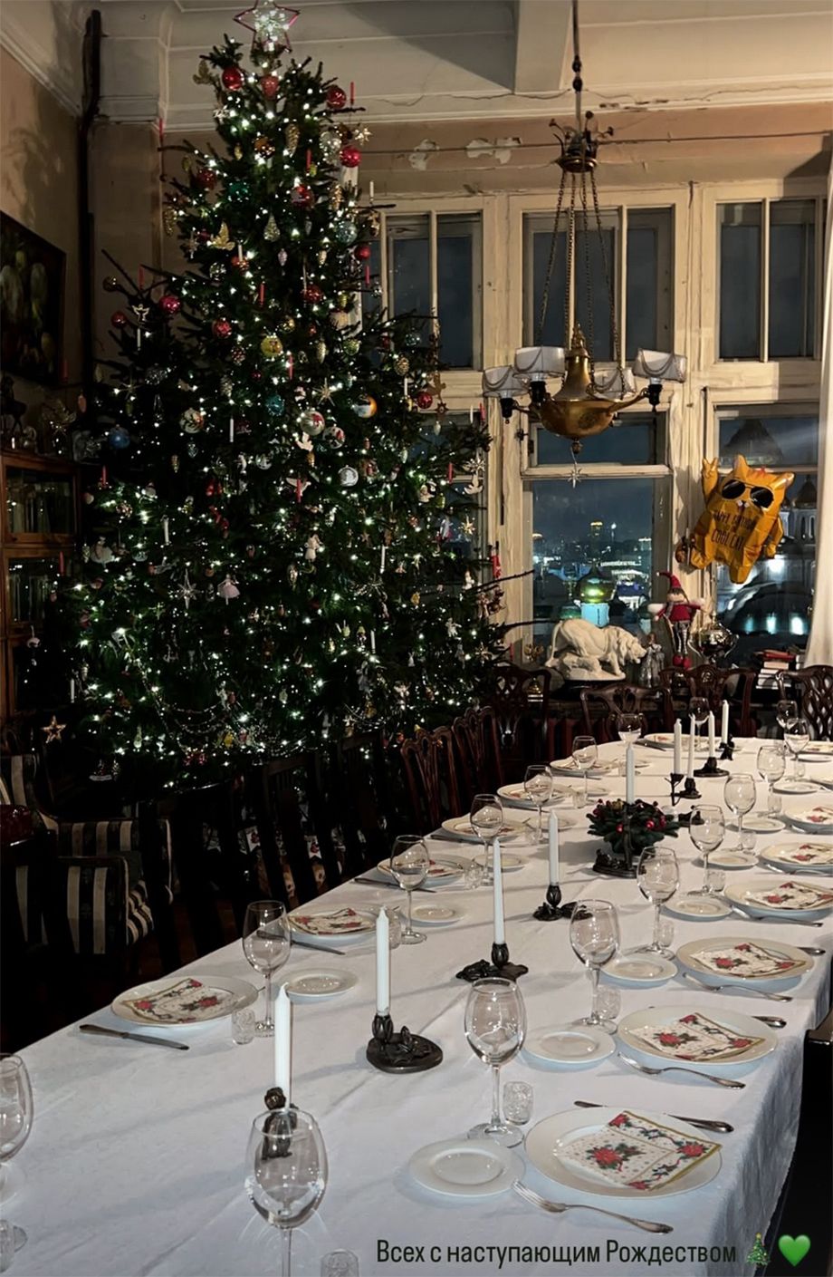 Новогодняя ёлка в доме Лансере