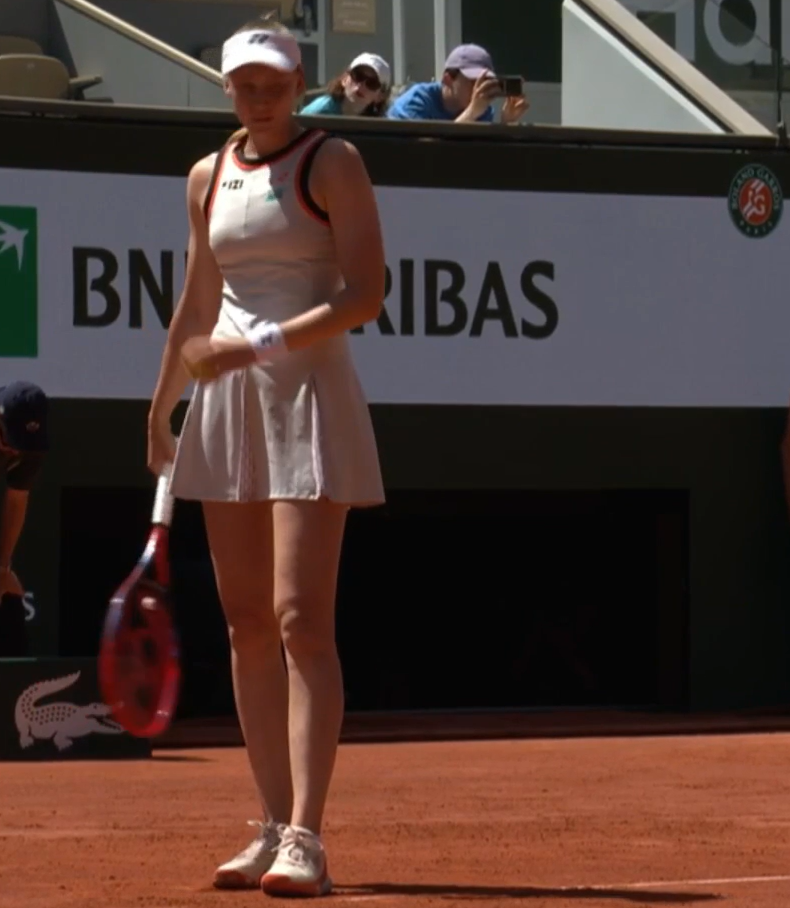 Елена Рыбакина