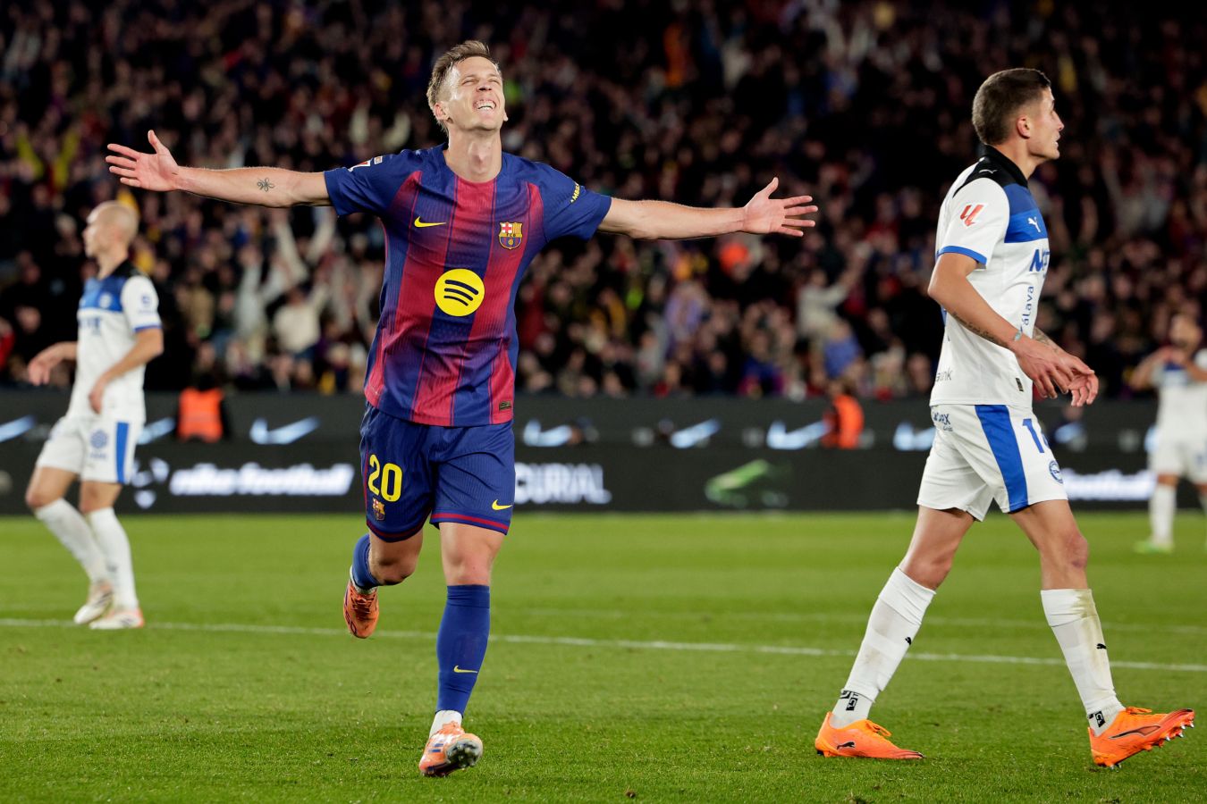 Отчёт «Барселона» — «Алавес» — 3:1