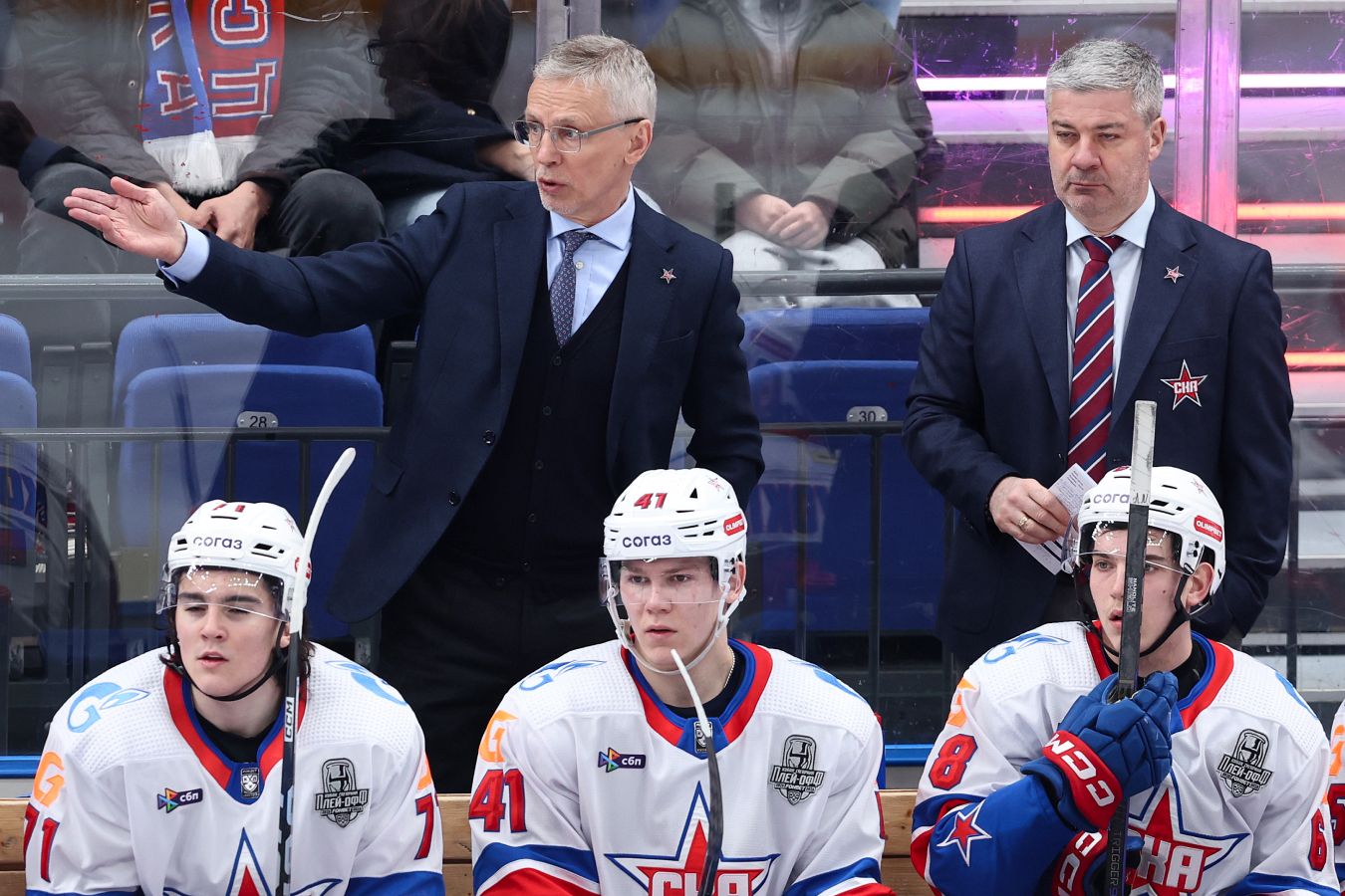 Игорь Ларионов