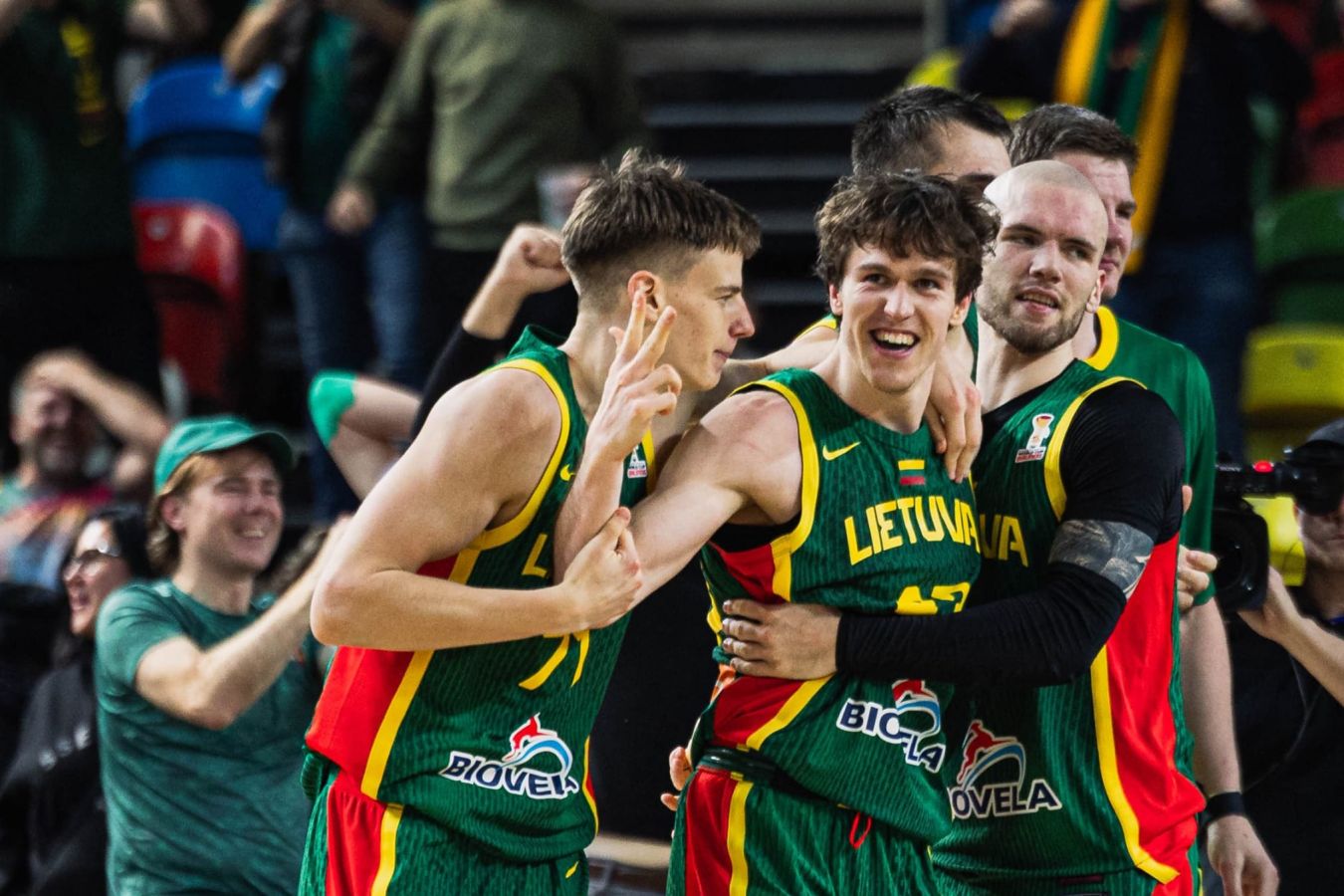 Концовка — космос!