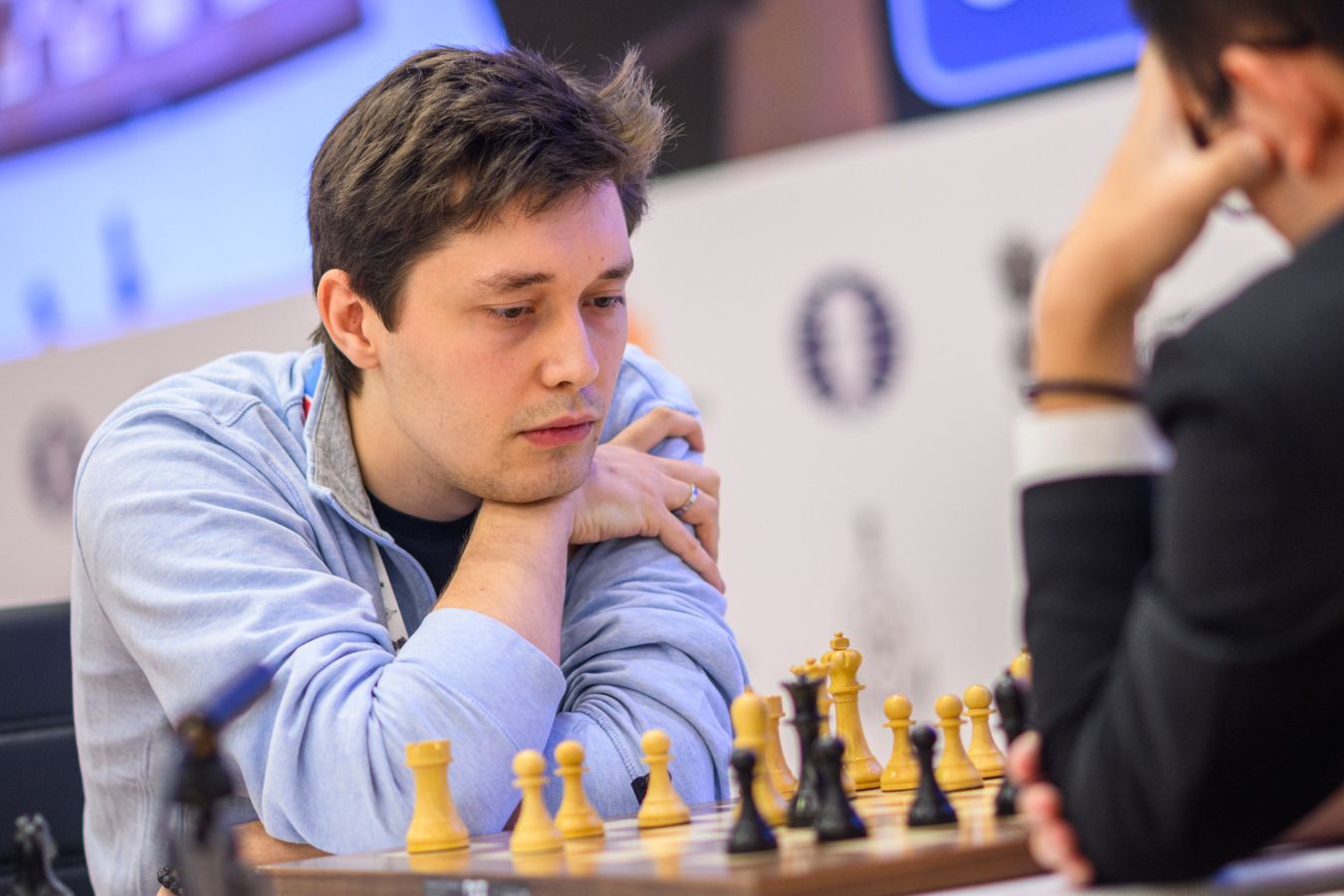 Андрей Есипенко