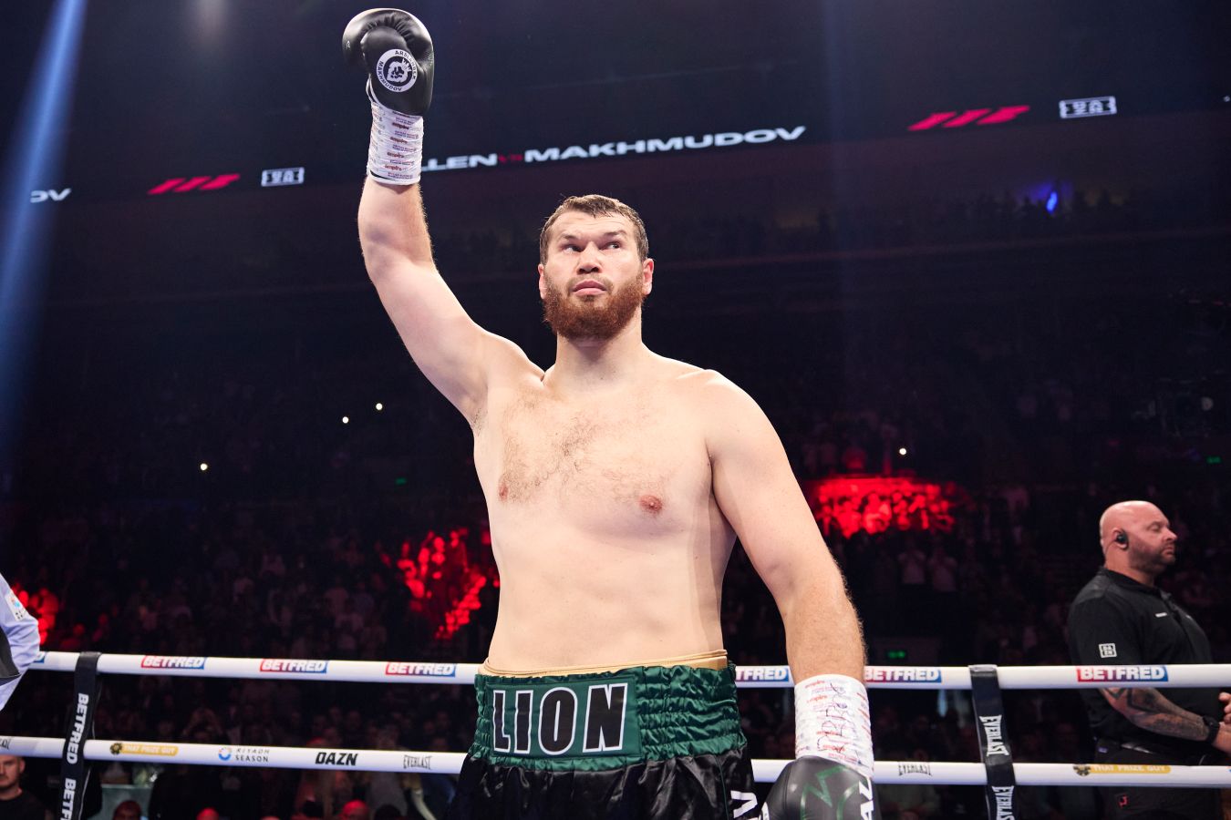 Как Махмудову побеждать Фьюри?