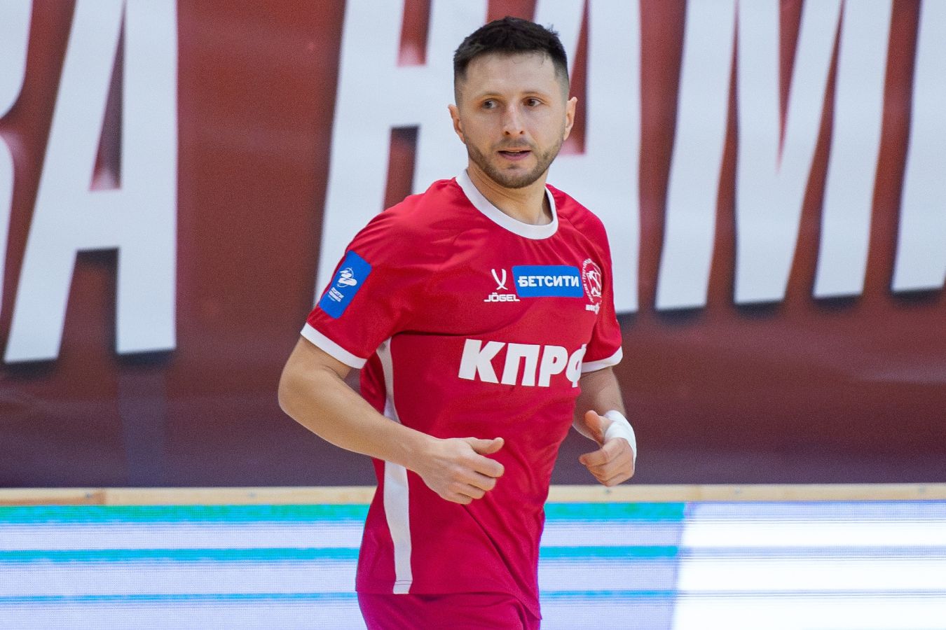 Интервью с игроком «КПРФ» Сергеем Крыкуном