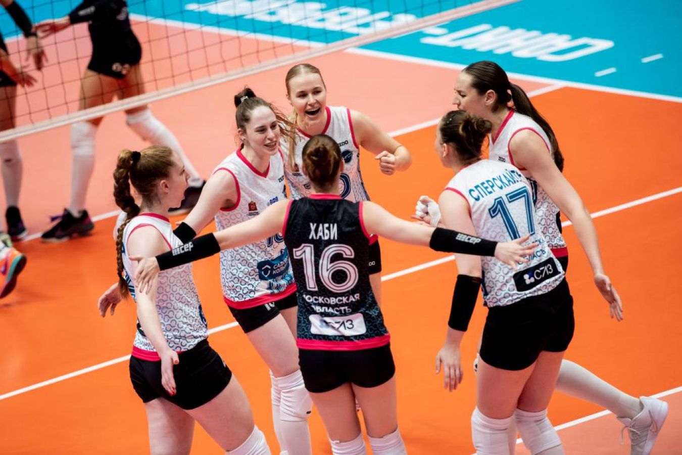 «Заречье» обыграло «Локомотив»