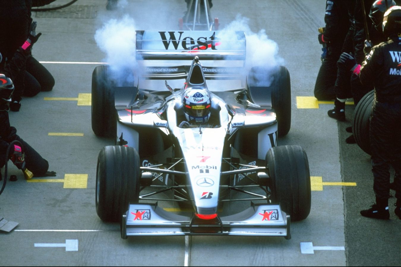 История чемпионской машины «Макларена» MP4/13