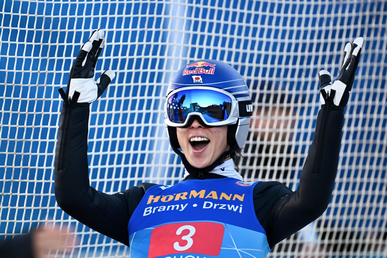 FIS не принимает рекорд Рёю Кобаяси