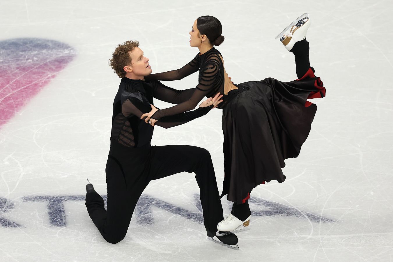 Расписание соревнований на 11 февраля 2026 года