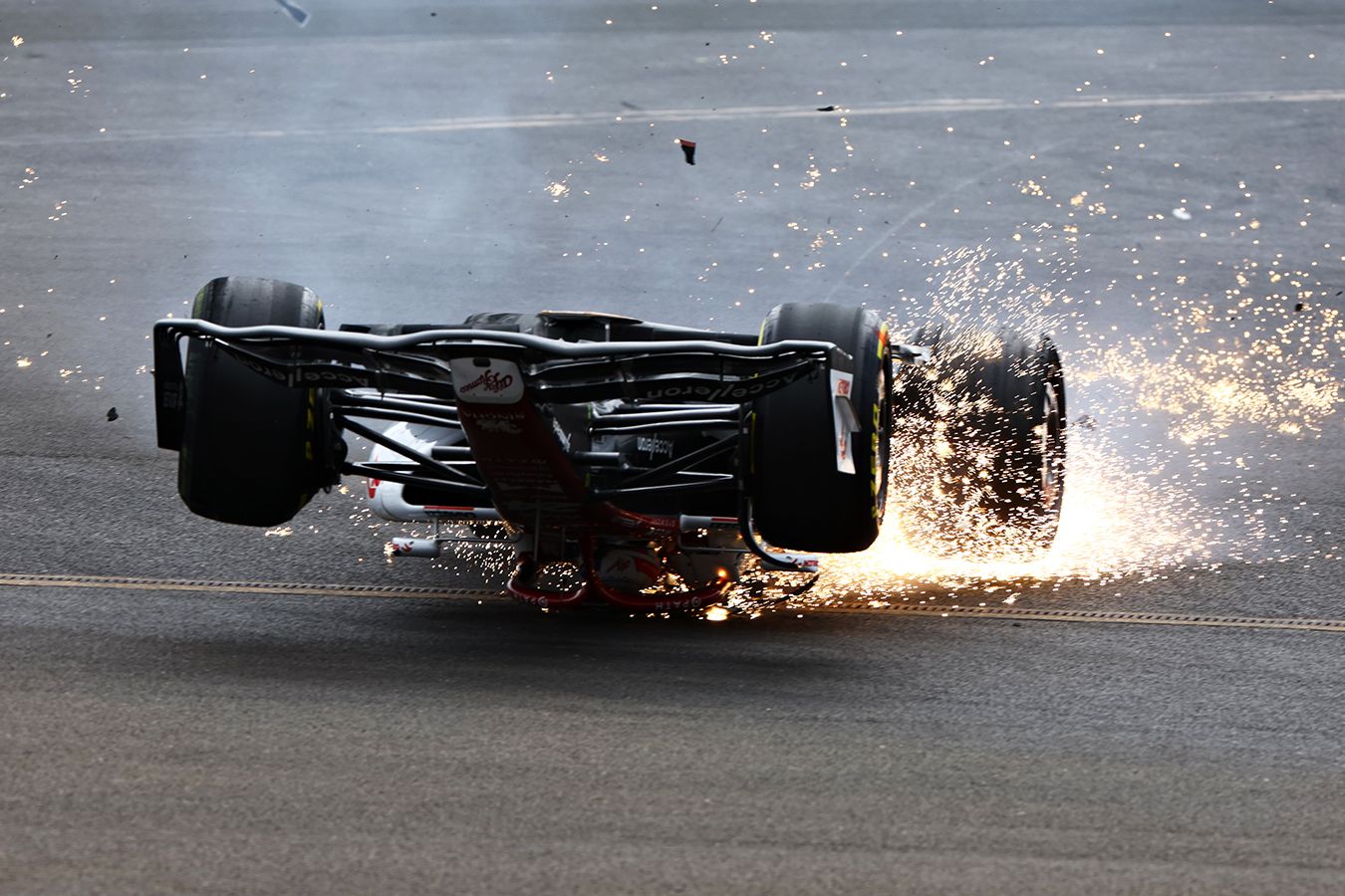 Самые безумные эпизоды минувшего гоночного сезона