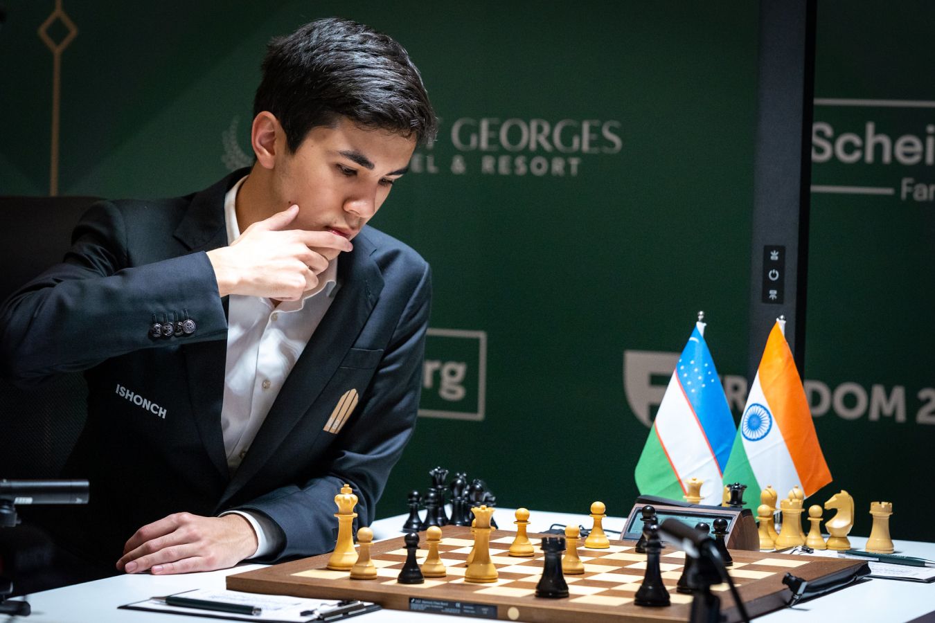 Лидера турнира претендентов уличили в читерстве?!