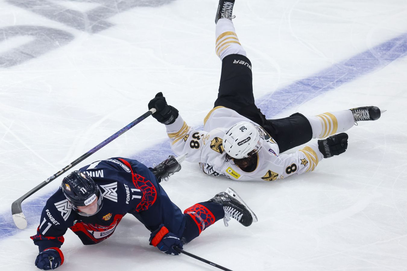 Статистические итоги первой части сезона КХЛ