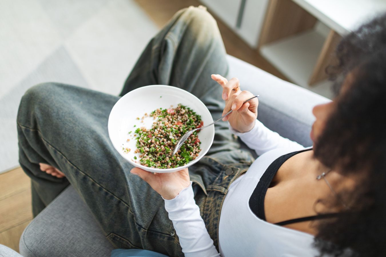 «Сидеть на гречке» неэффективно. 8 опасных диет