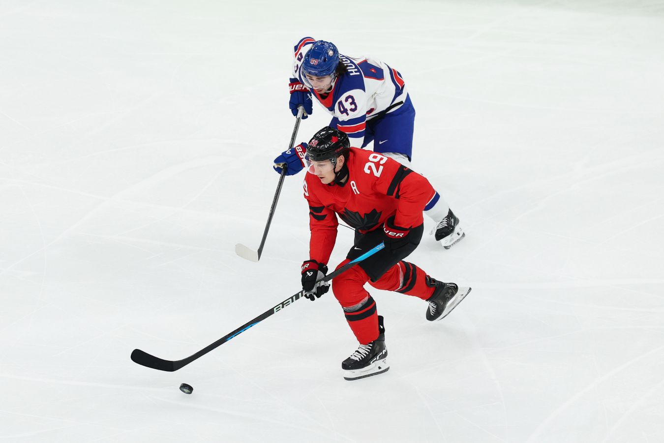 Ужасный промах Натана Маккиннона