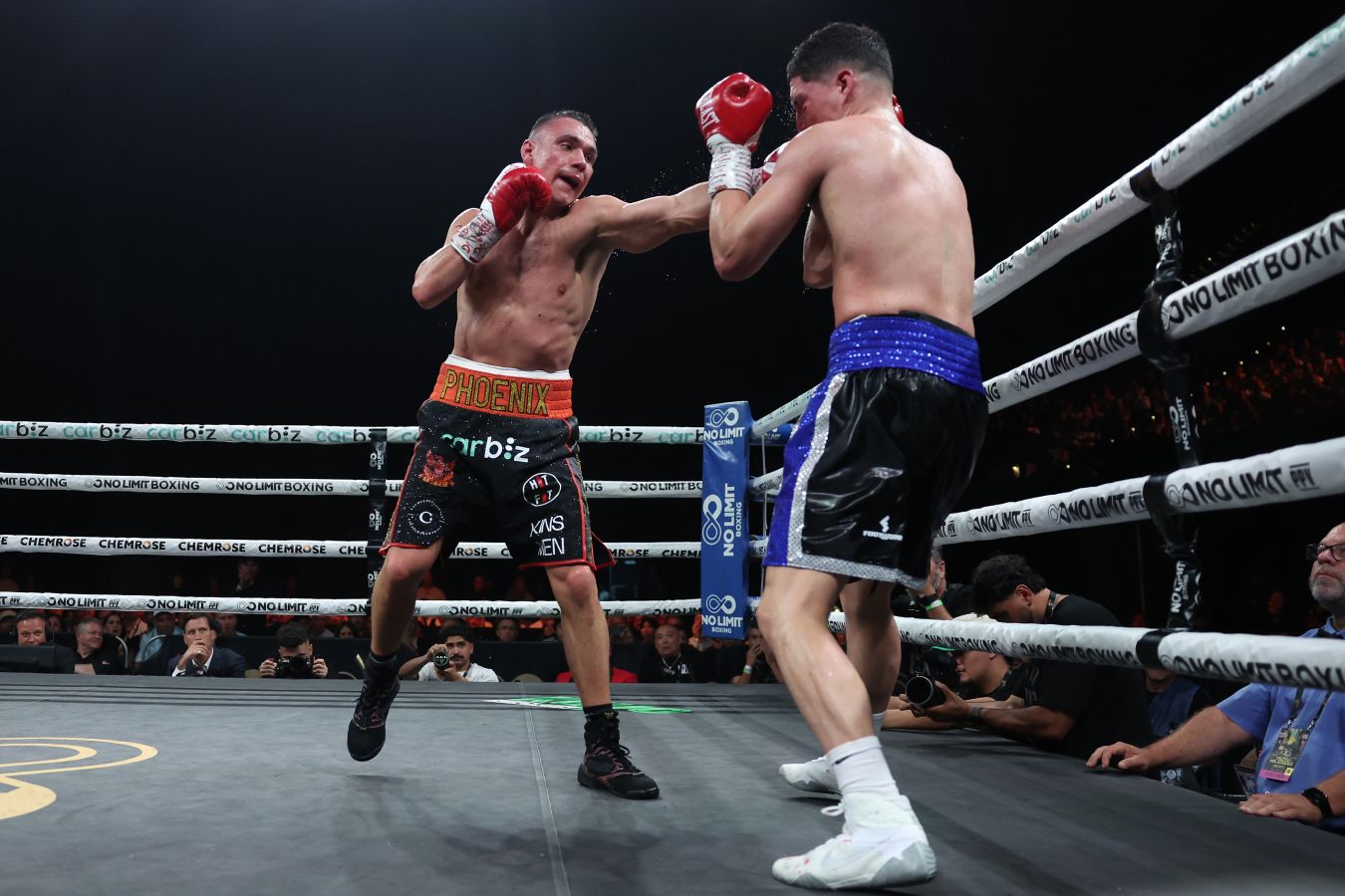 Тим Цзю – Энтони Веласкес