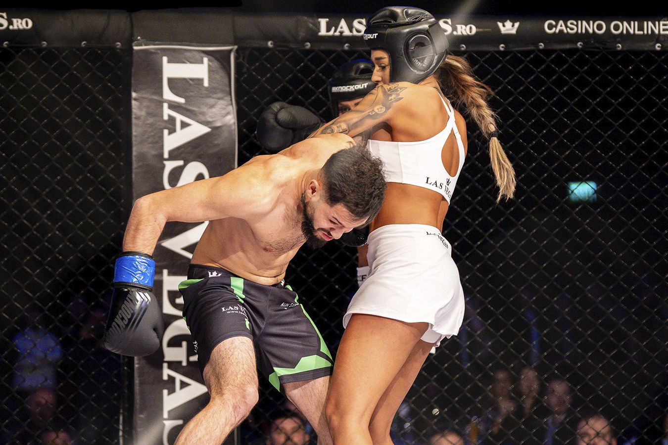 Кажется, в поп-ММА тоже кризис