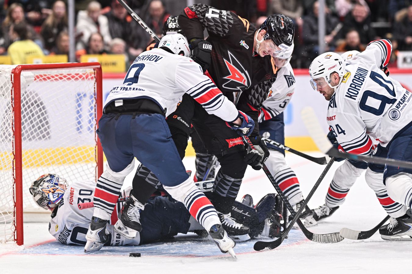 Месяц до старта плей-офф КХЛ