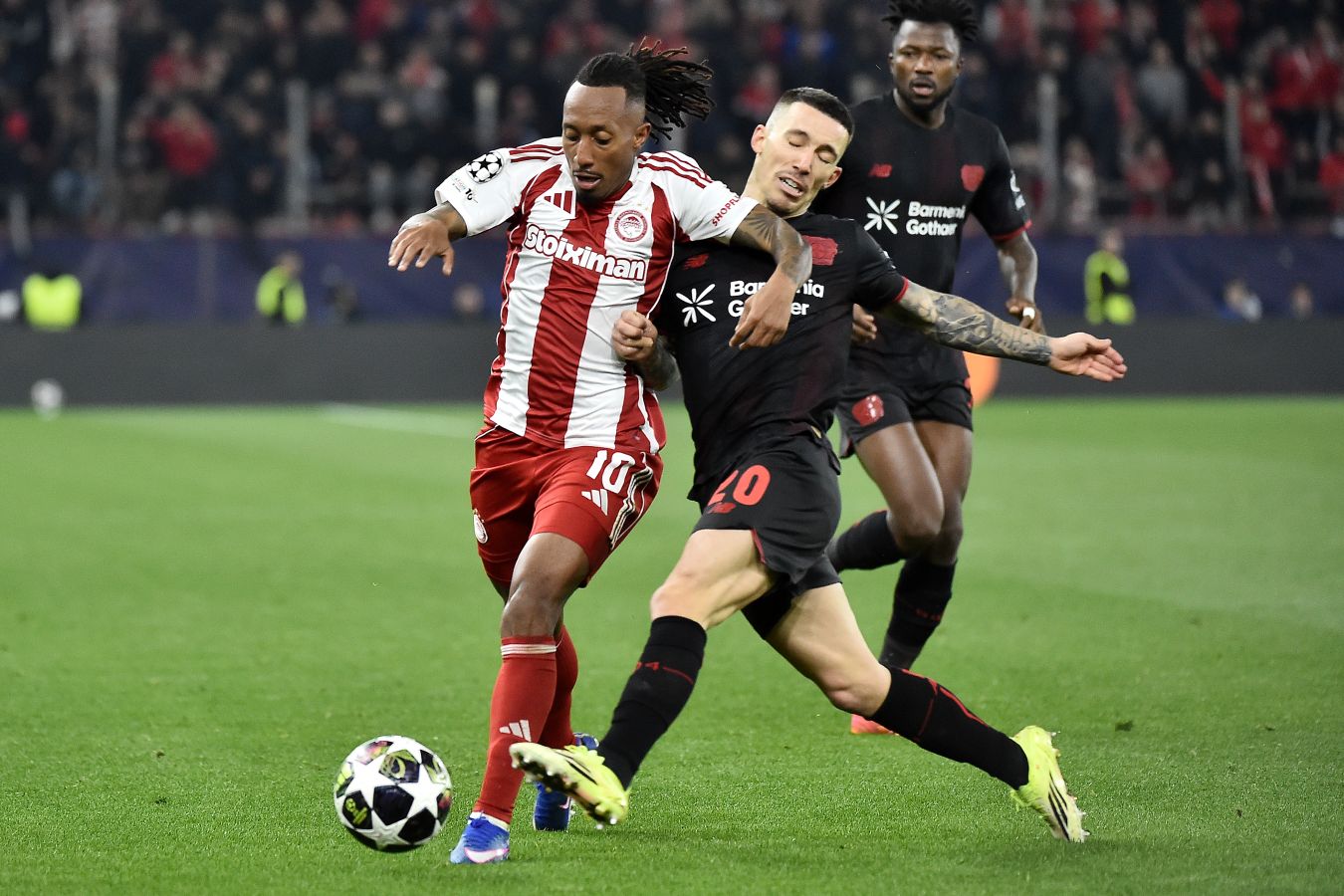 «Байер» — «Олимпиакос»: прямая видеотрансляция