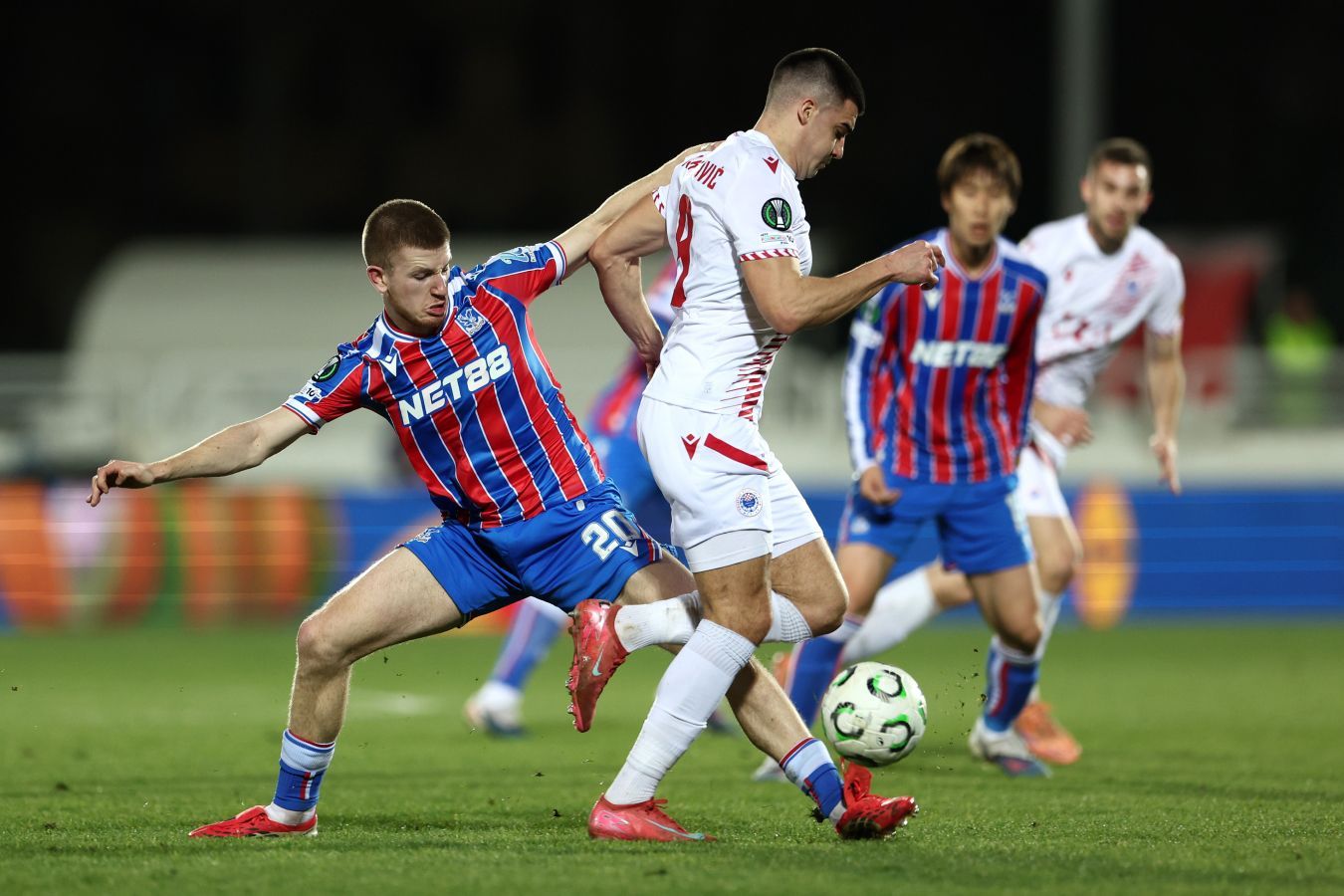 «Кристал Пэлас» – «Зриньски»