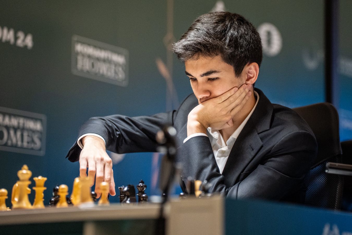 Жавохир Синдаров