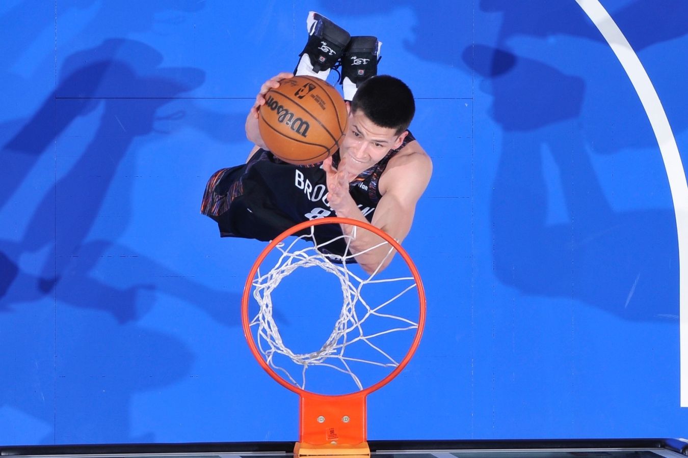 Егор Дёмин досрочно завершил дебютный сезон НБА