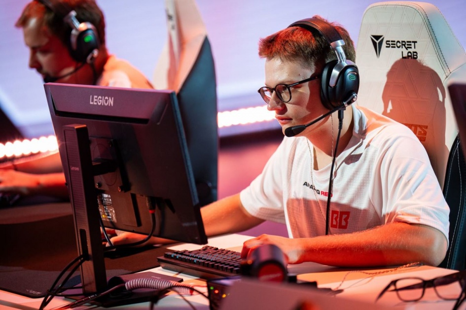 BetBoom Team камбэкнула с отставания в 35 тысяч золота и обыграла 1win на TI 2026 - championat.ru
