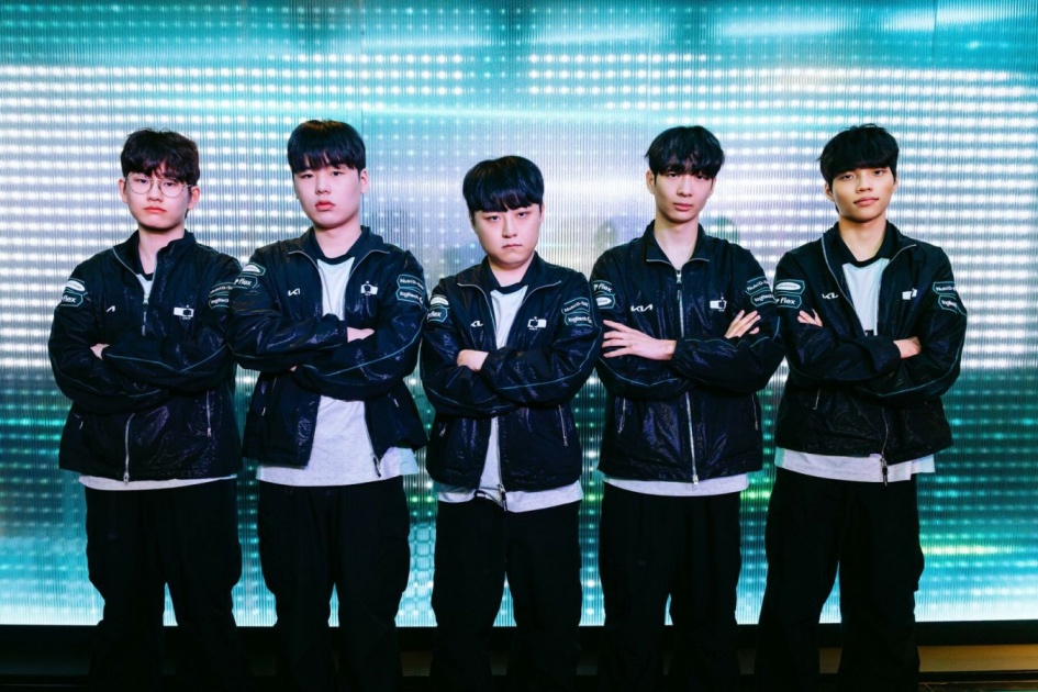 Dplus KIA выиграла турнир по League of Legends на Esports World Cup 2026 - championat.ru