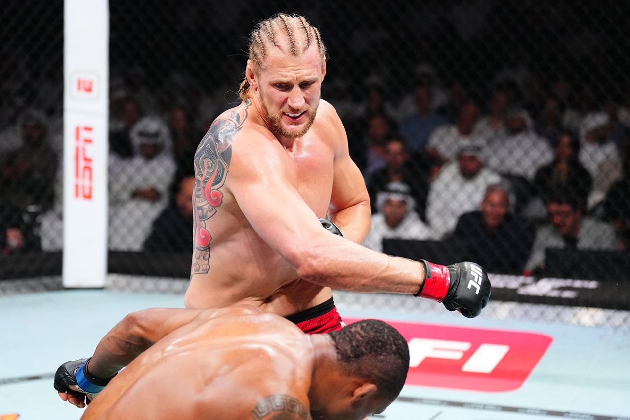Волков против Кортес-Акосты: претендентский тупик в тяжёлом весе UFC — image 6