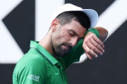 Какая драма на AO! Джокович без шансов проигрывал 0:2 по сетам, но его соперник снялся