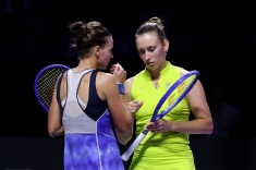 Вероника Кудерметова, Элисе Мертенс