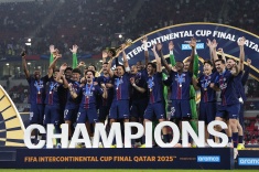 ПСЖ — третий клуб с шестью трофеями за год