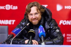 Валерий Карпин
